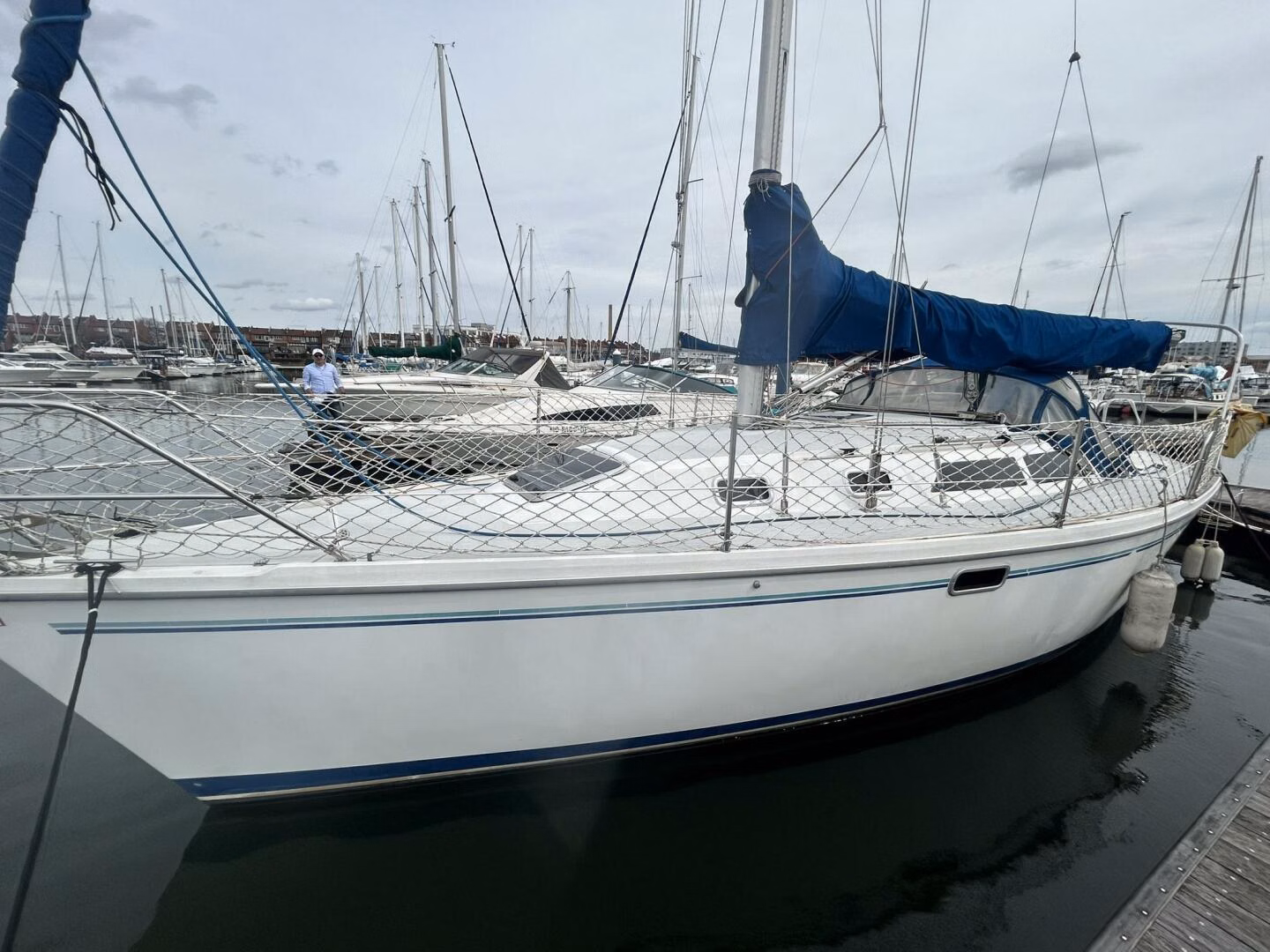 1995 Catalina Yachts 320