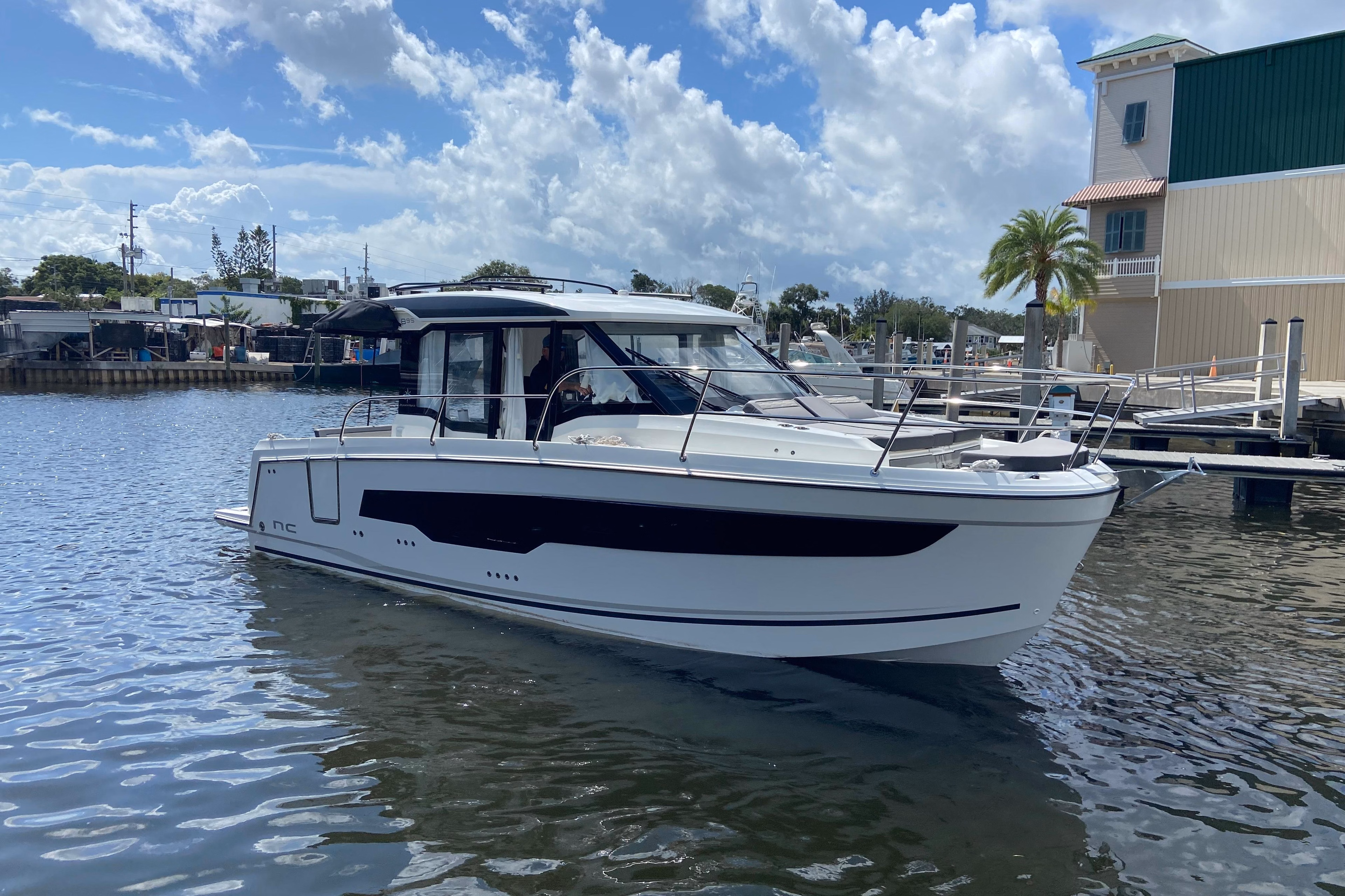 2026 Jeanneau NC 895 Series 2