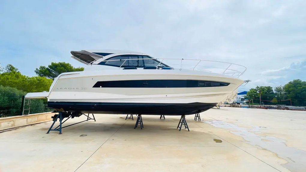 2016 Jeanneau Leader 36 