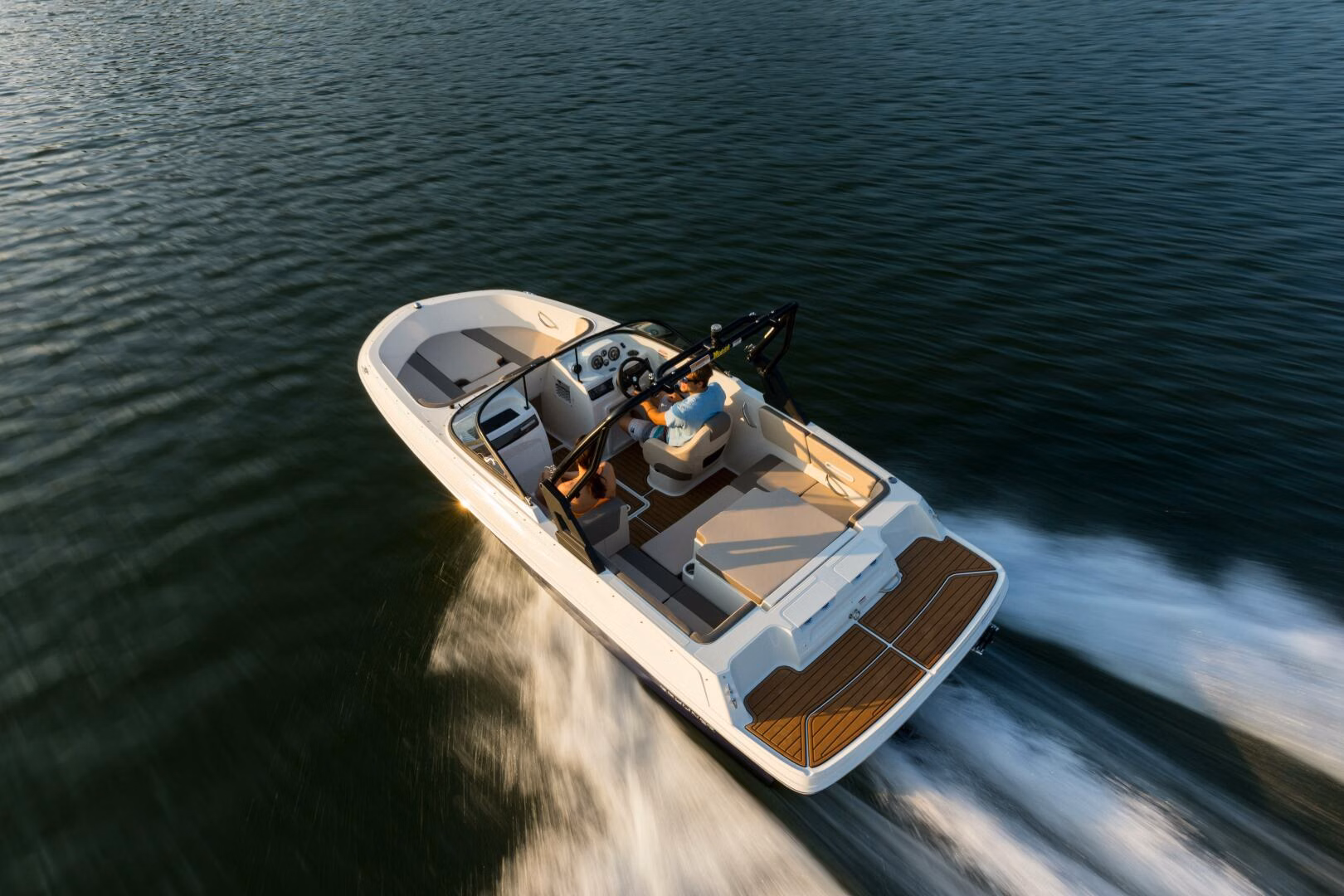 2024 Bayliner VR4 Outboard 