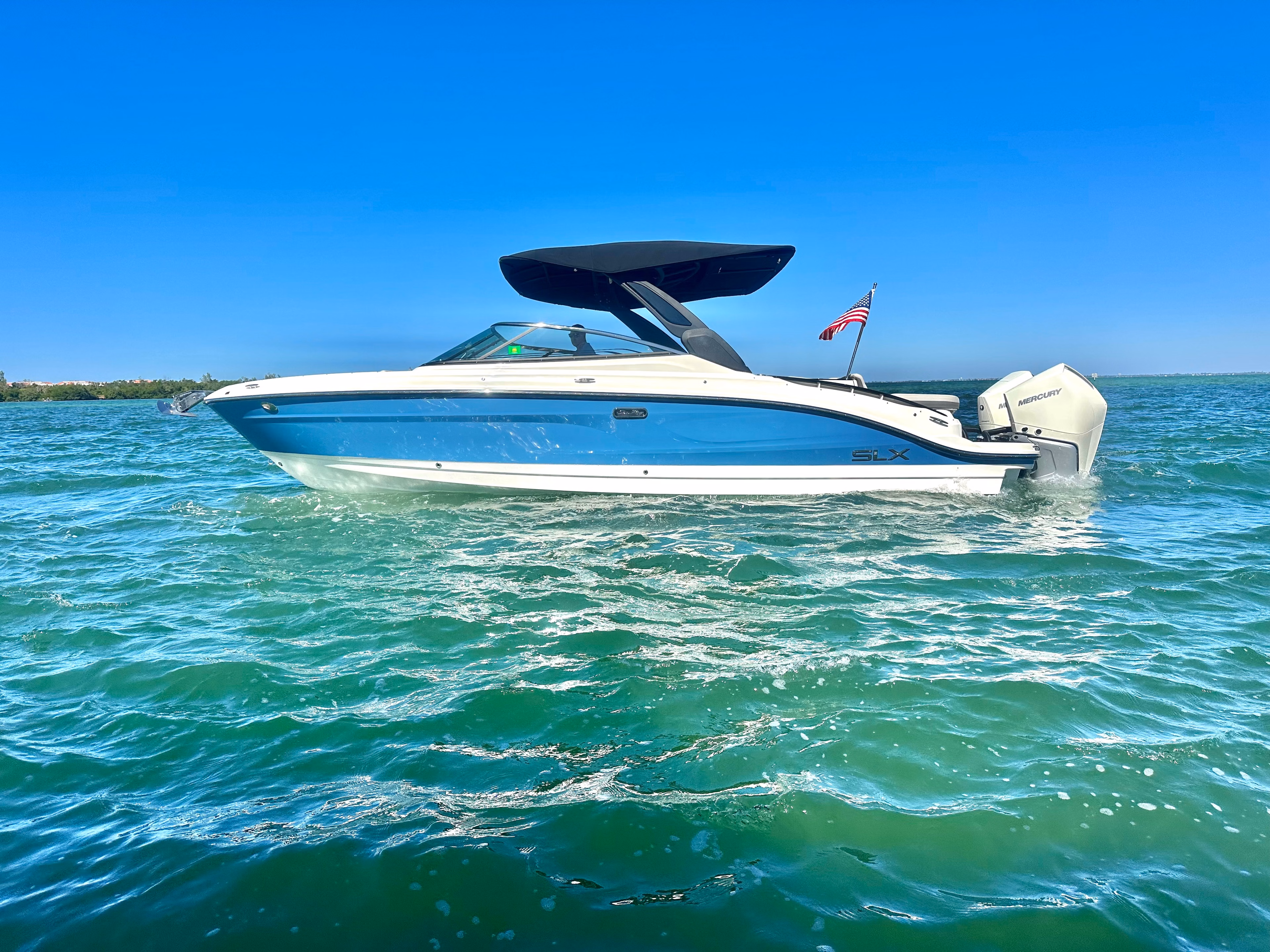 2025 Sea Ray SLX 280 Outboard
