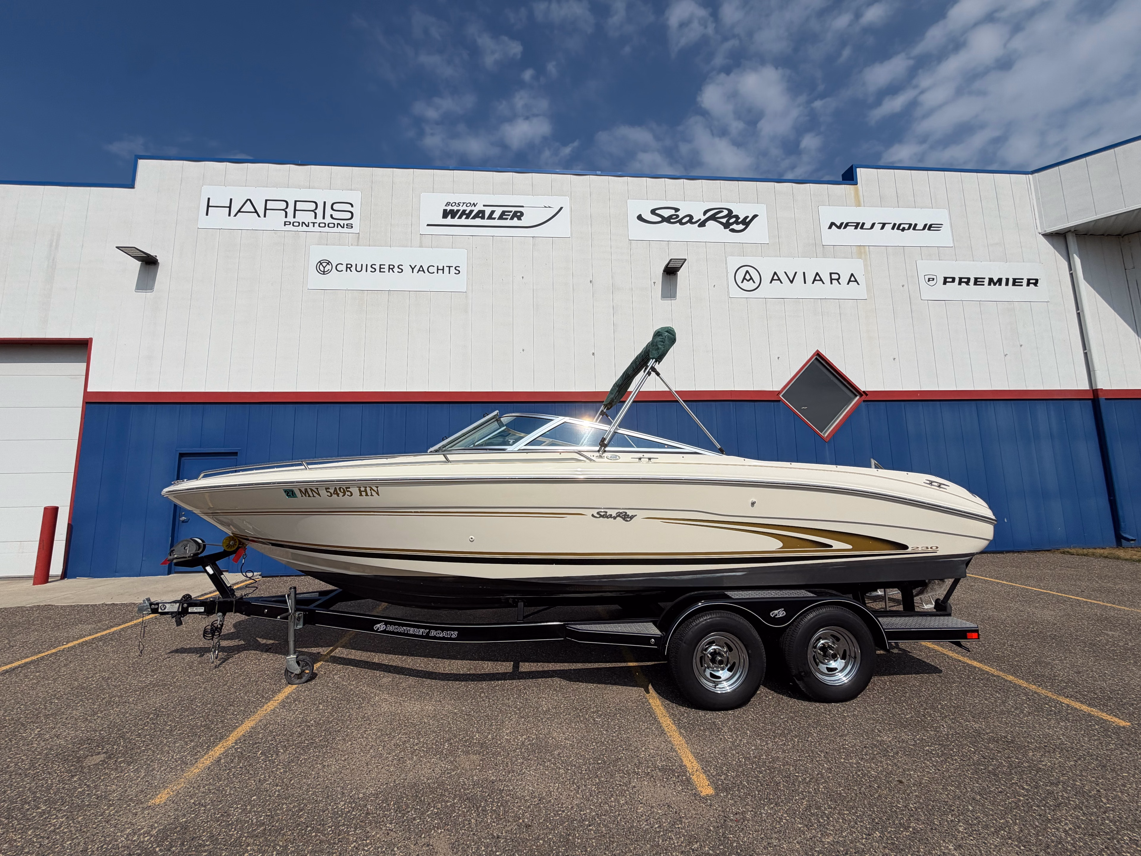 1999 Sea Ray 230 Bow Rider 