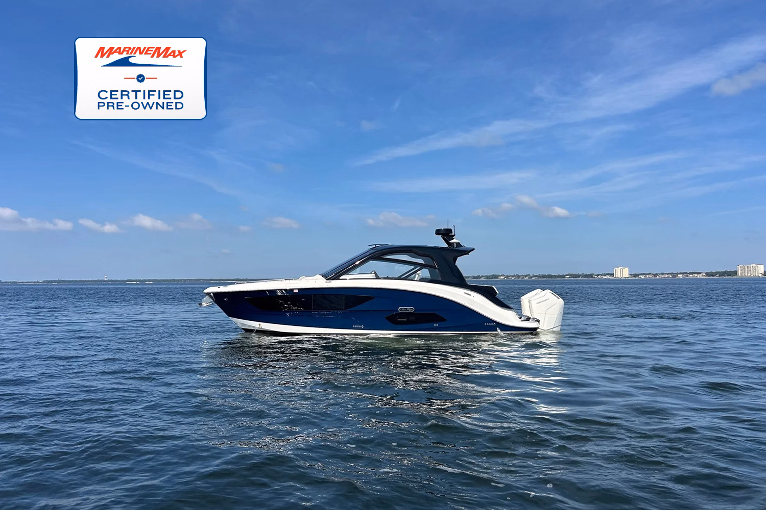 2024 Sea Ray Sundancer 370 Outboard