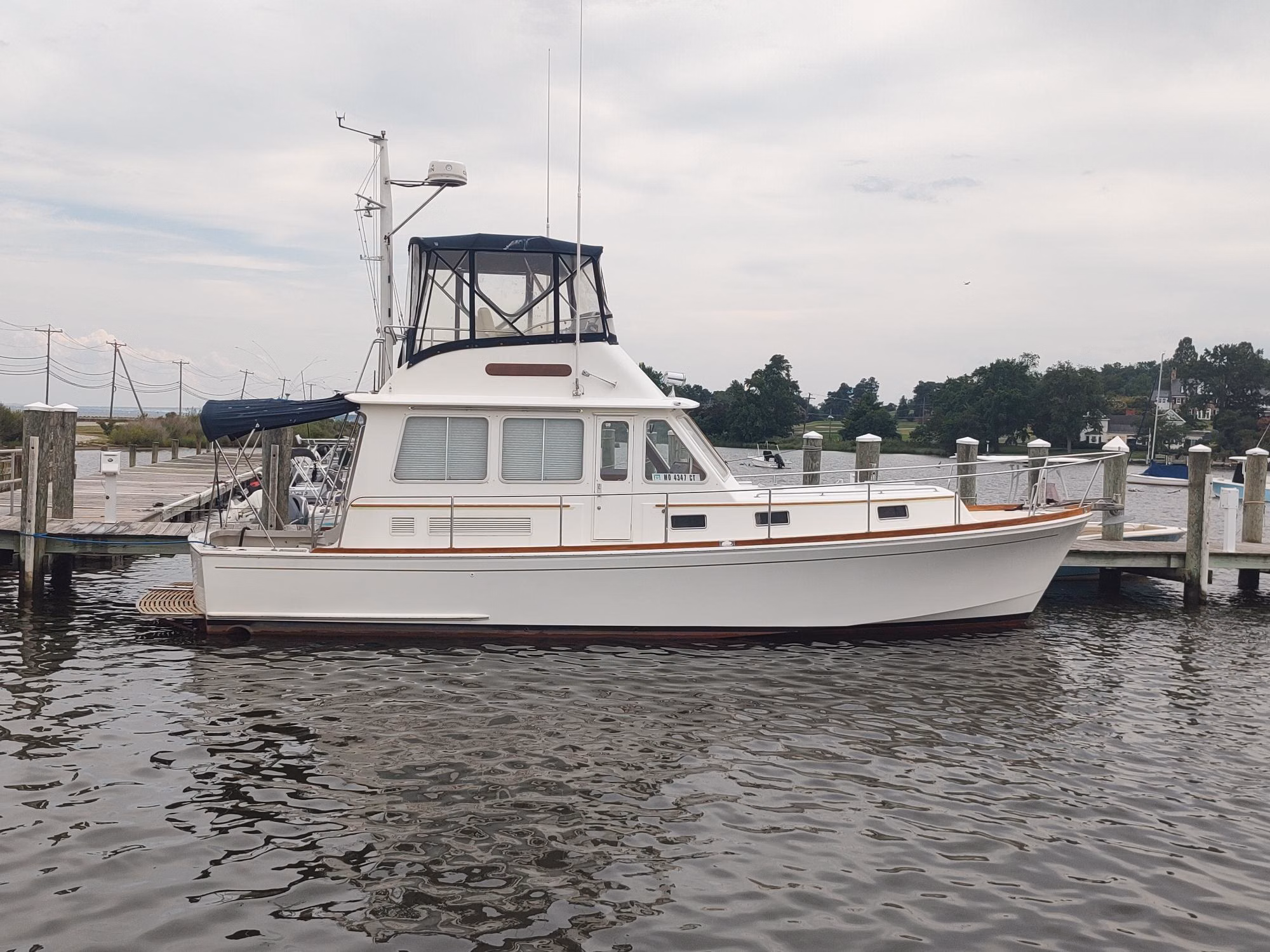 1996 Grand Banks Yachts Eastbay 40 