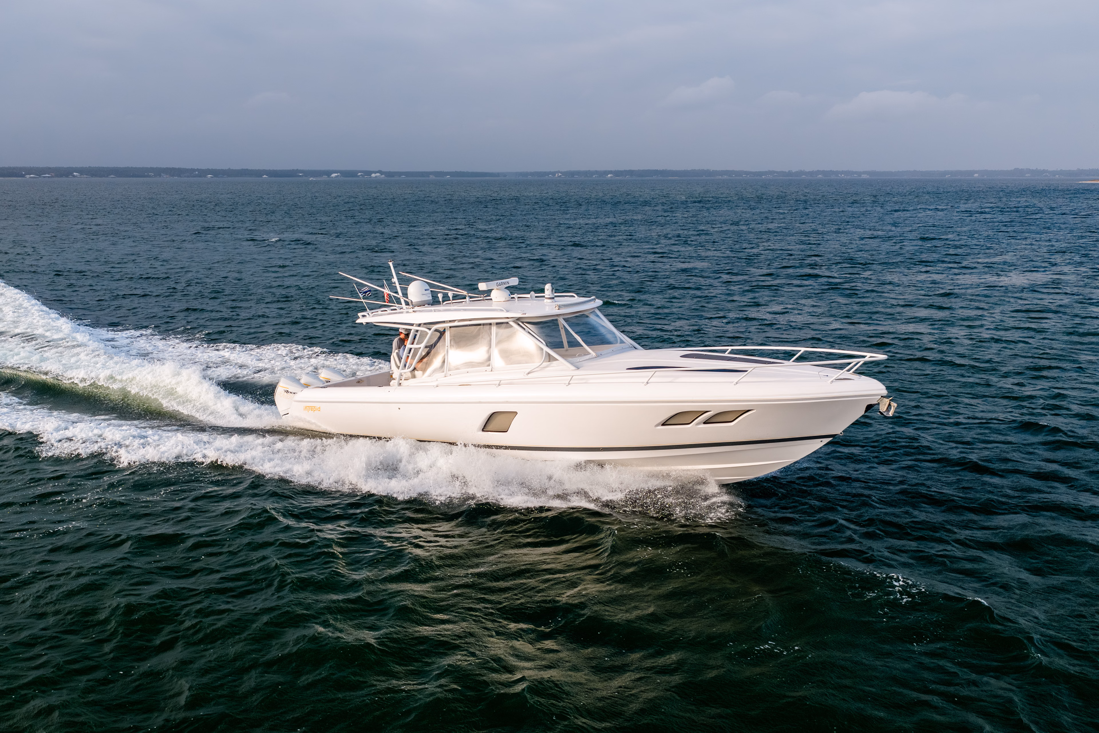 2020 Intrepid Powerboats 407 Cuddy