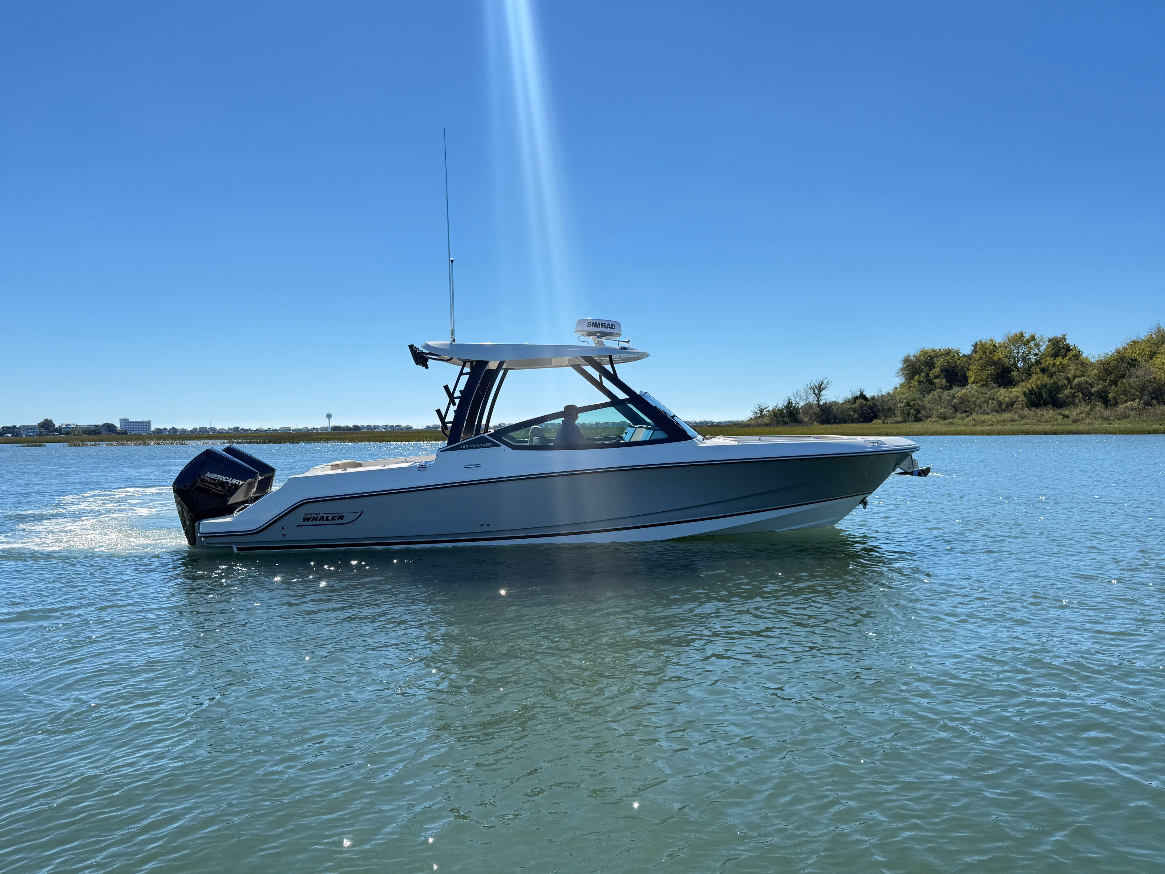 2027 Boston Whaler 280 Vantage