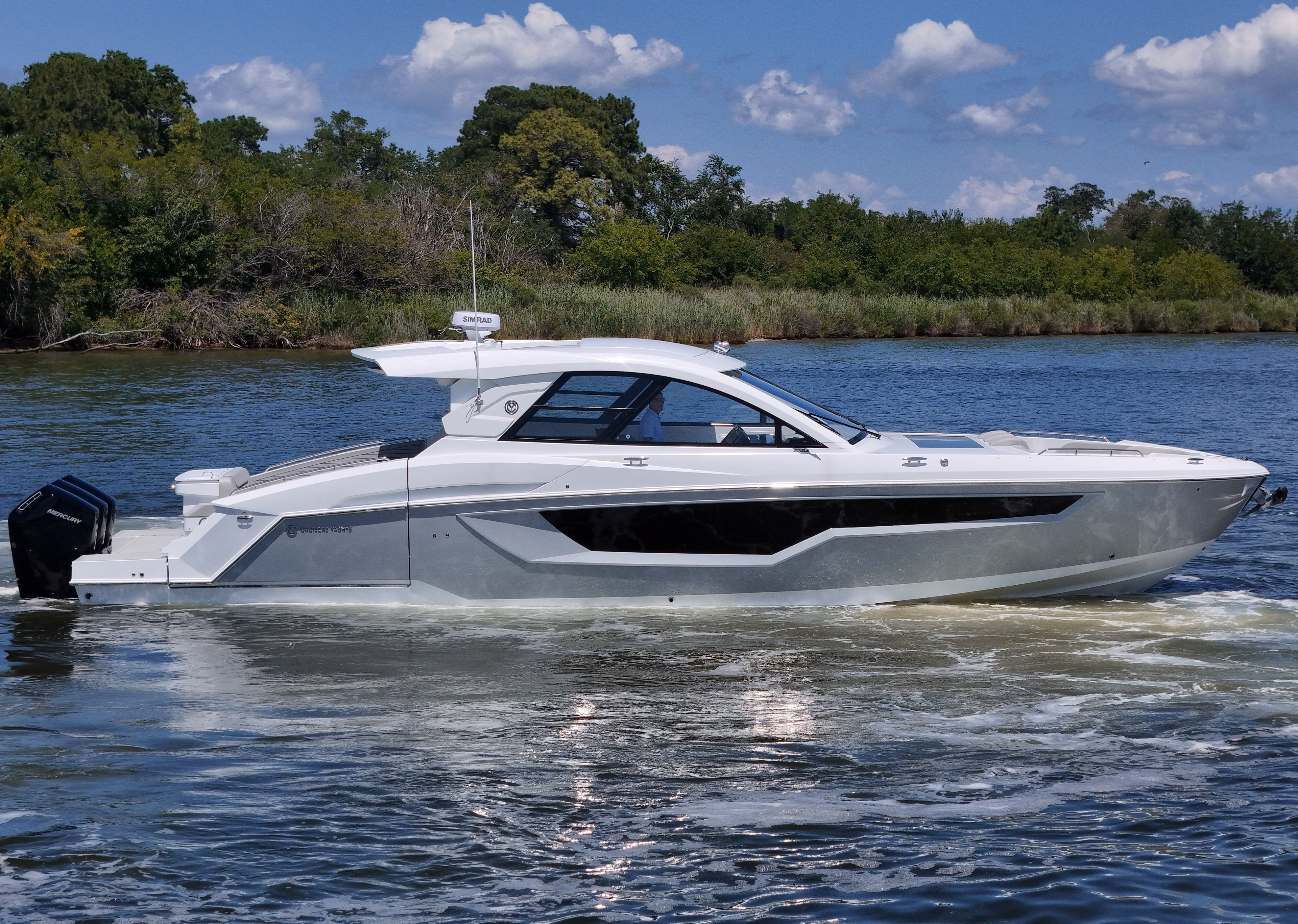 2026 Cruisers Yachts 50 GLS