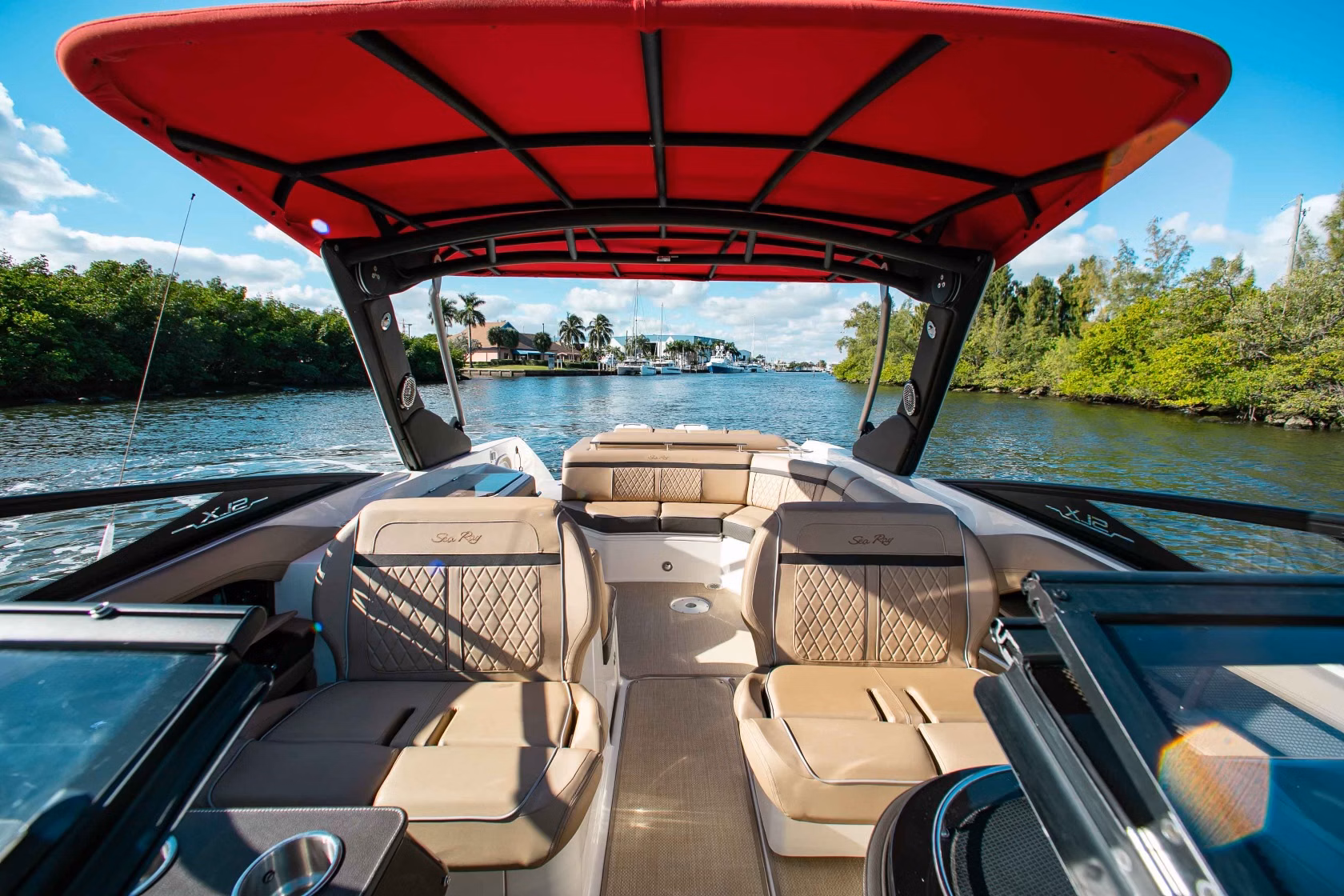2017 Sea Ray SLX 310 Outboard 