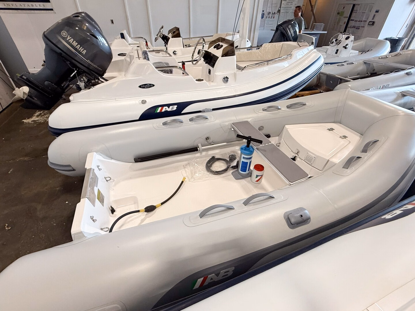 2024 AB Inflatables Navigo 10 VS 