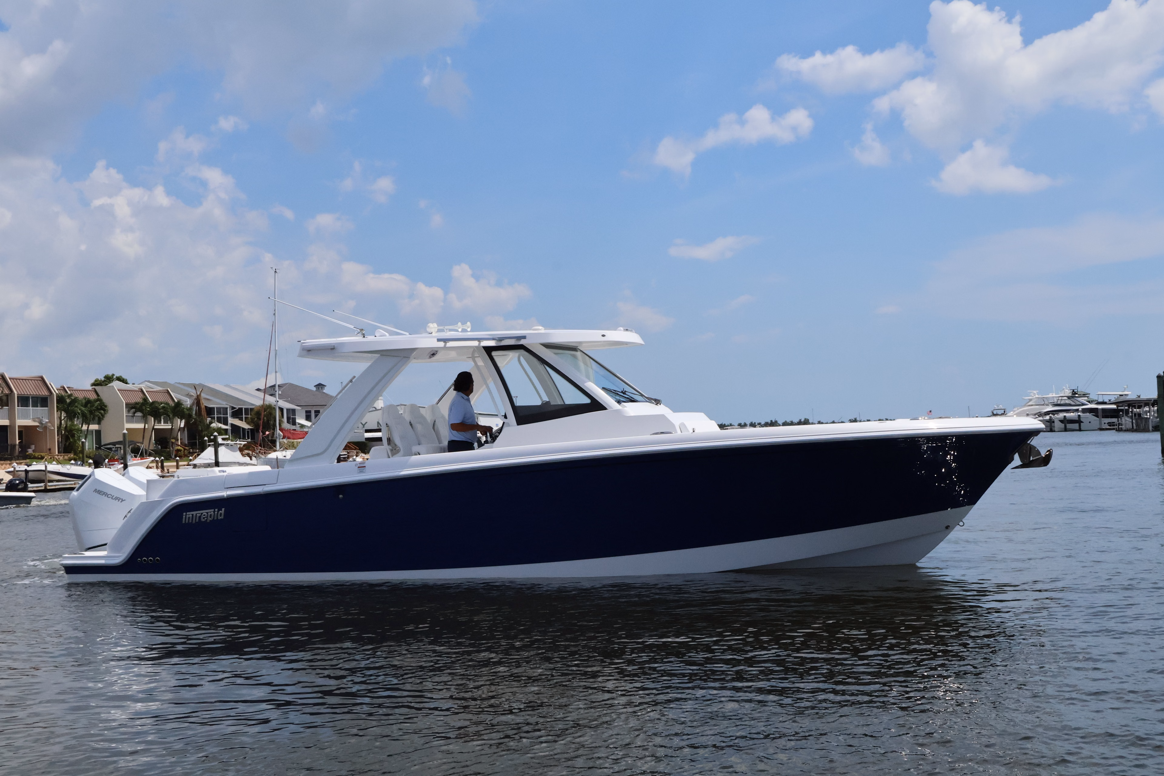 2026 Intrepid Powerboats 35 Panacea 