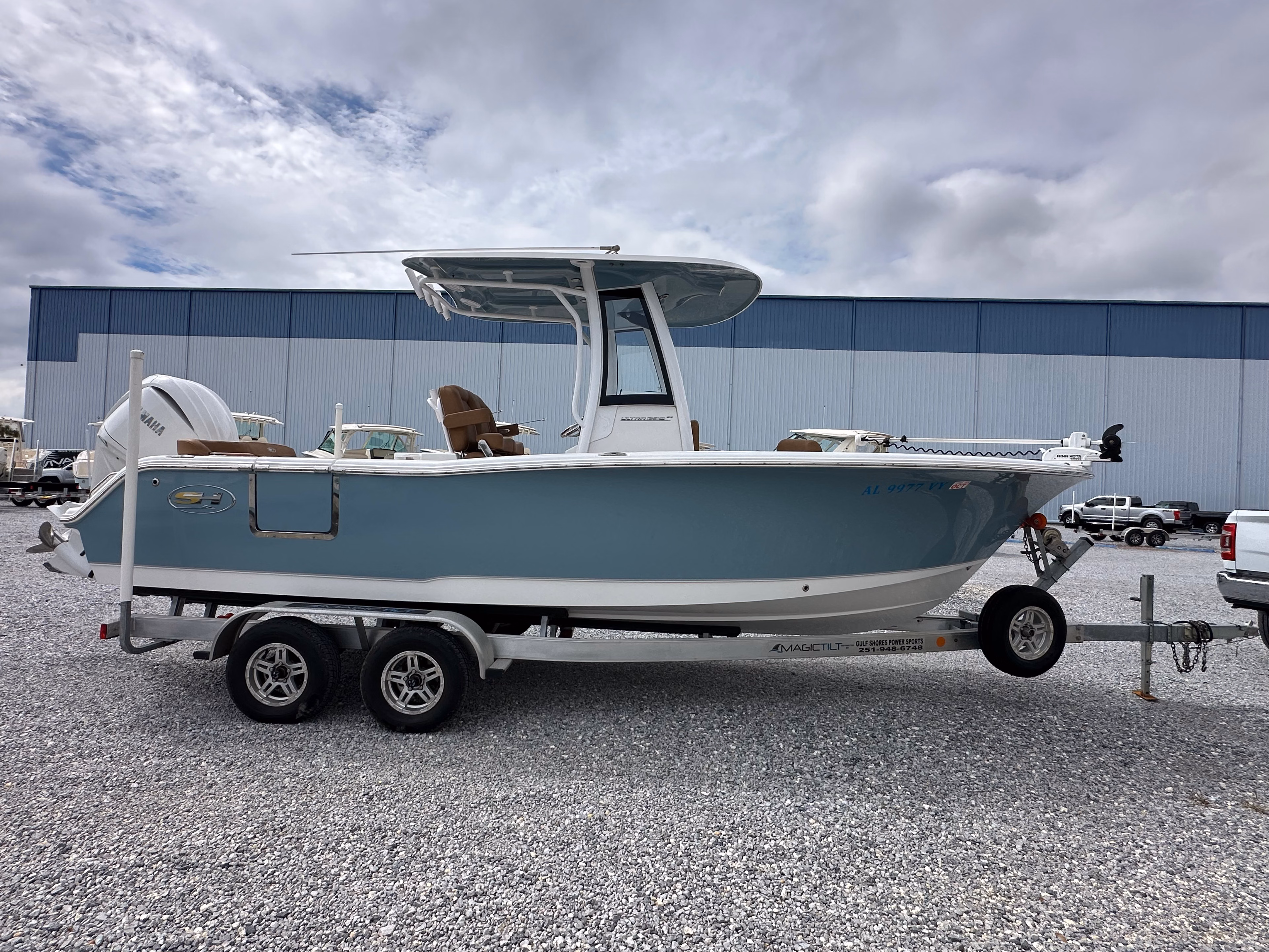 2025 Sea Hunt Ultra 239SE