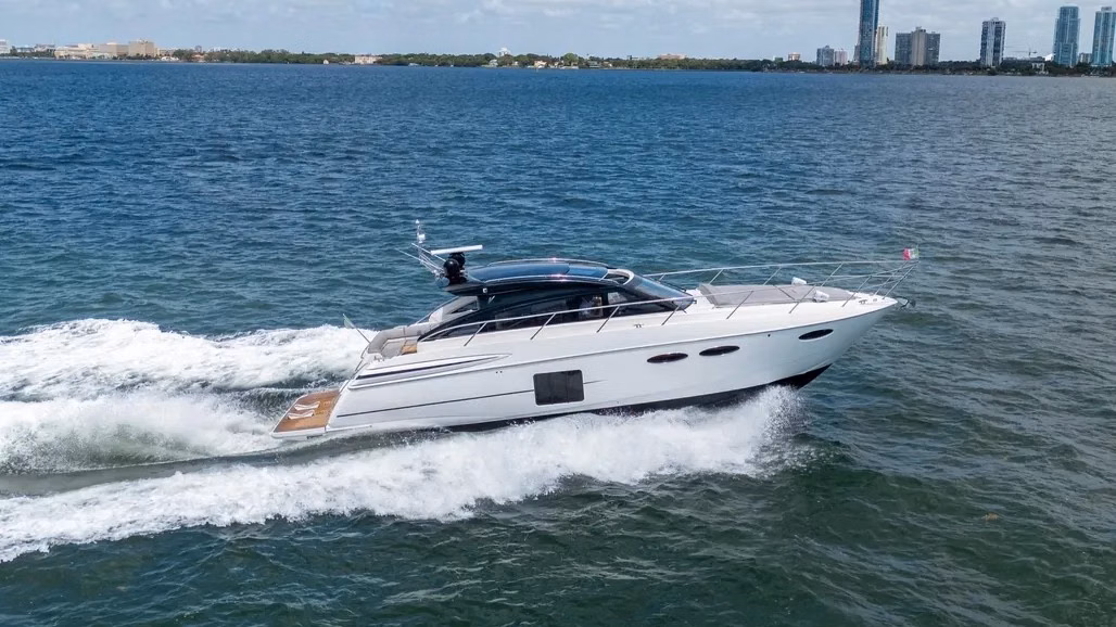 2012 Princess Yachts V52 