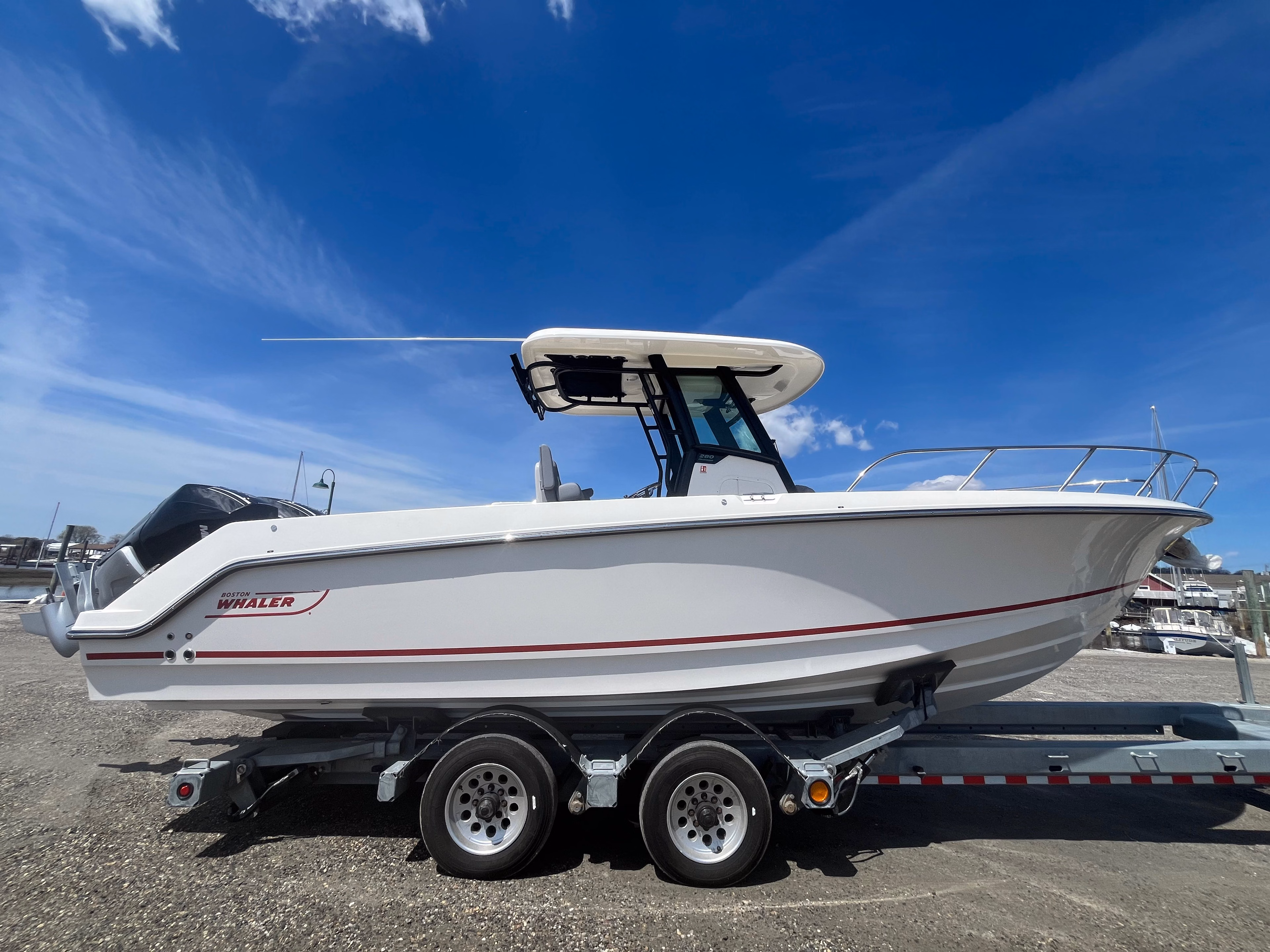 2026 Boston Whaler 280 Outrage