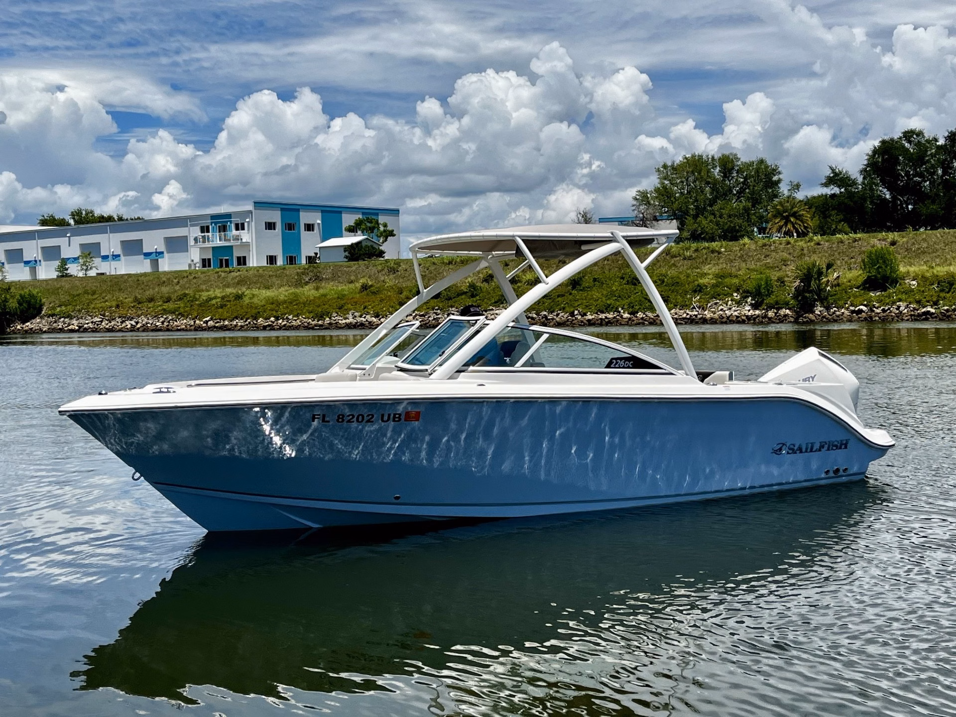2024 Sailfish 226 DC 