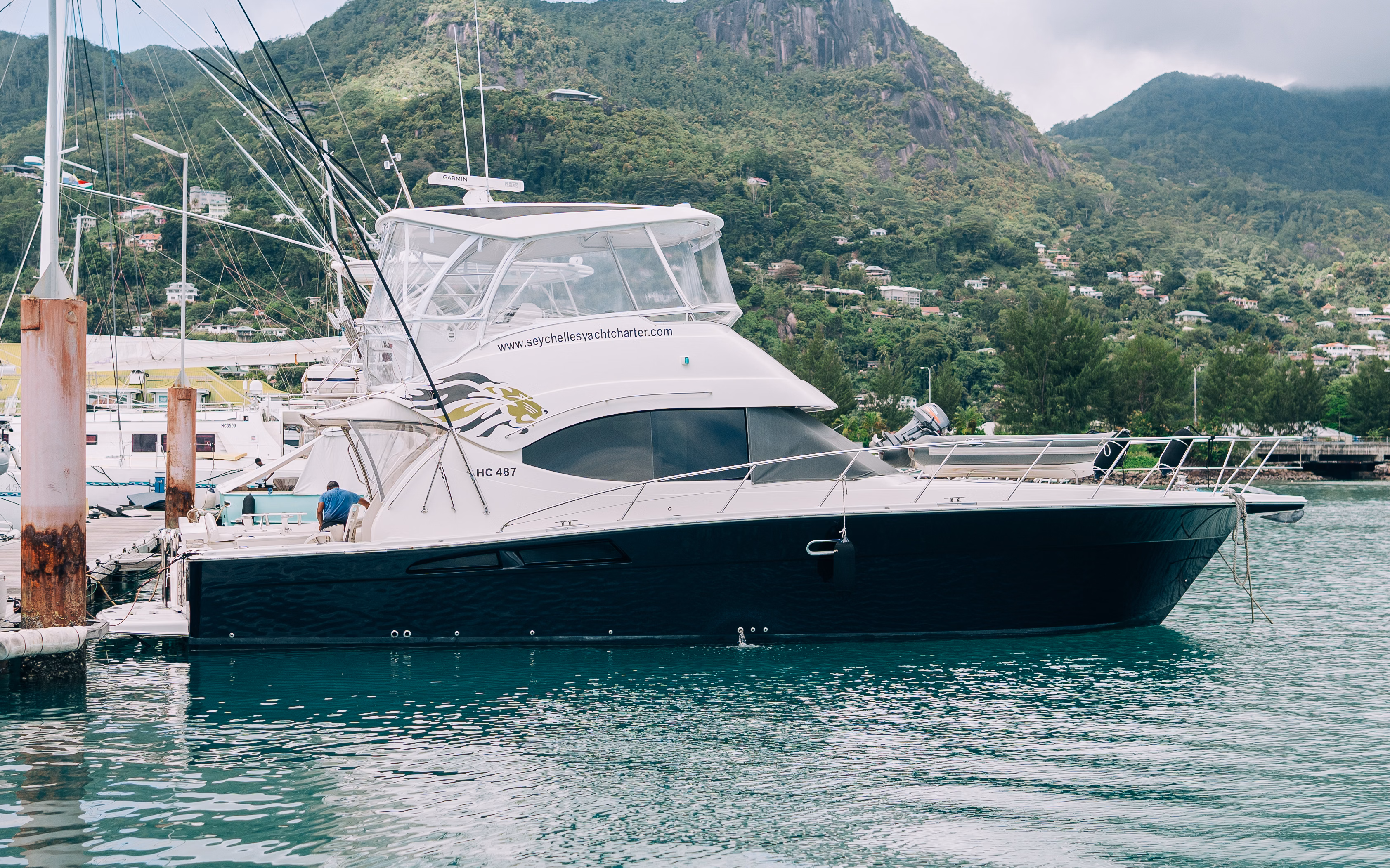 2016 Riviera 45 Open Flybridge 