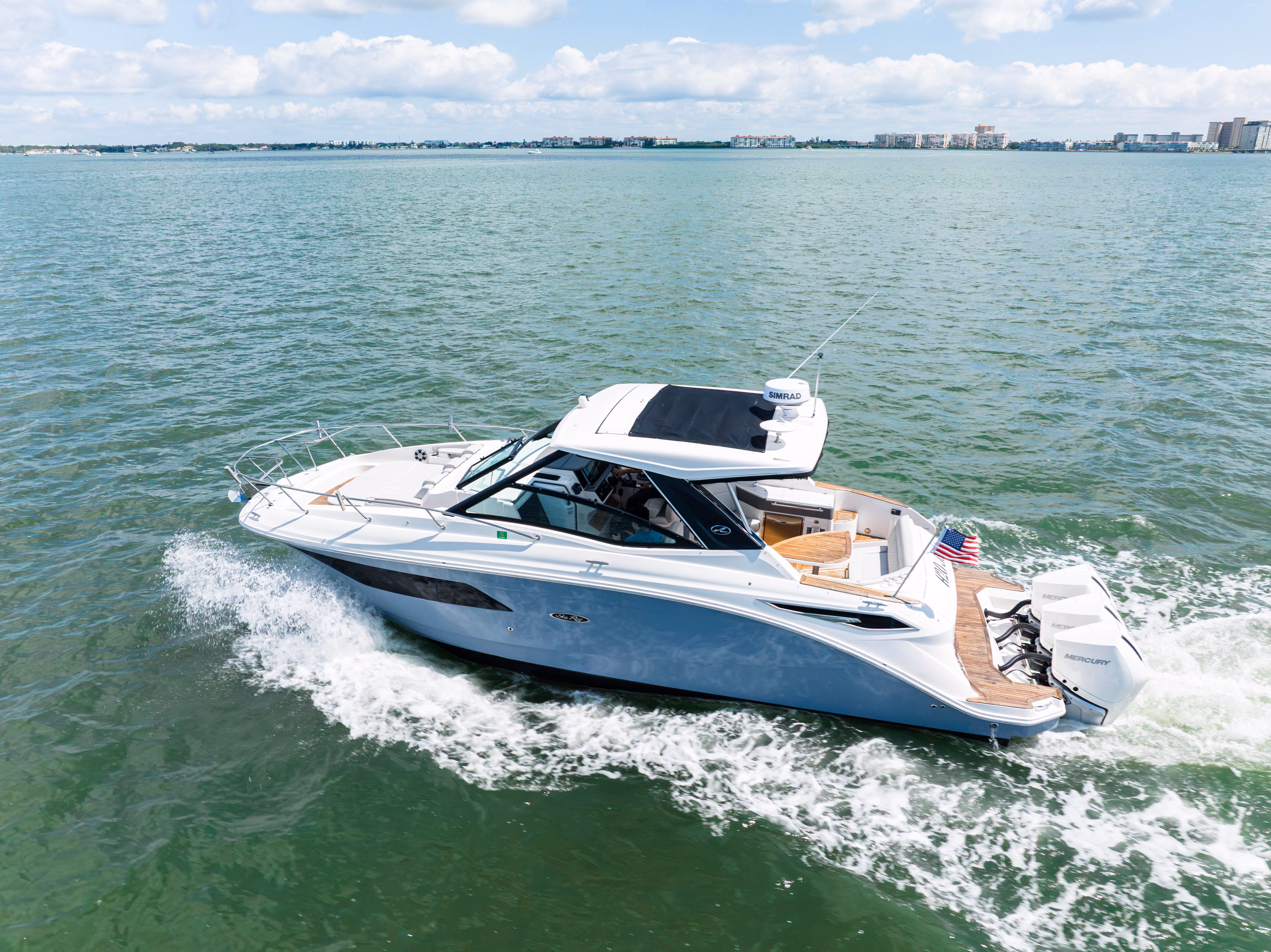 2024 Sea Ray Sundancer 320 Outboard