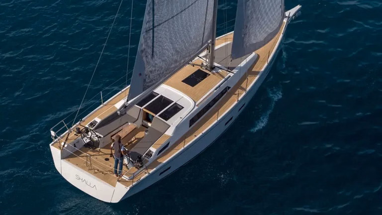2025 Grand Soleil Yachts GS 42 LC