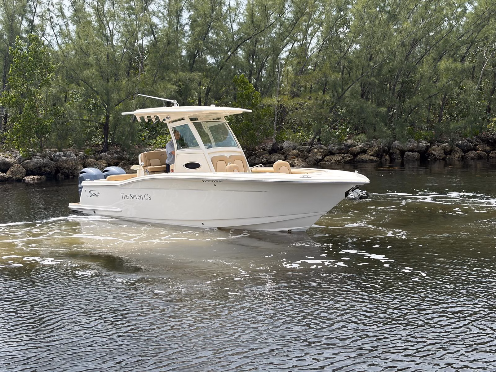 2018 Scout Boats 255 LXF