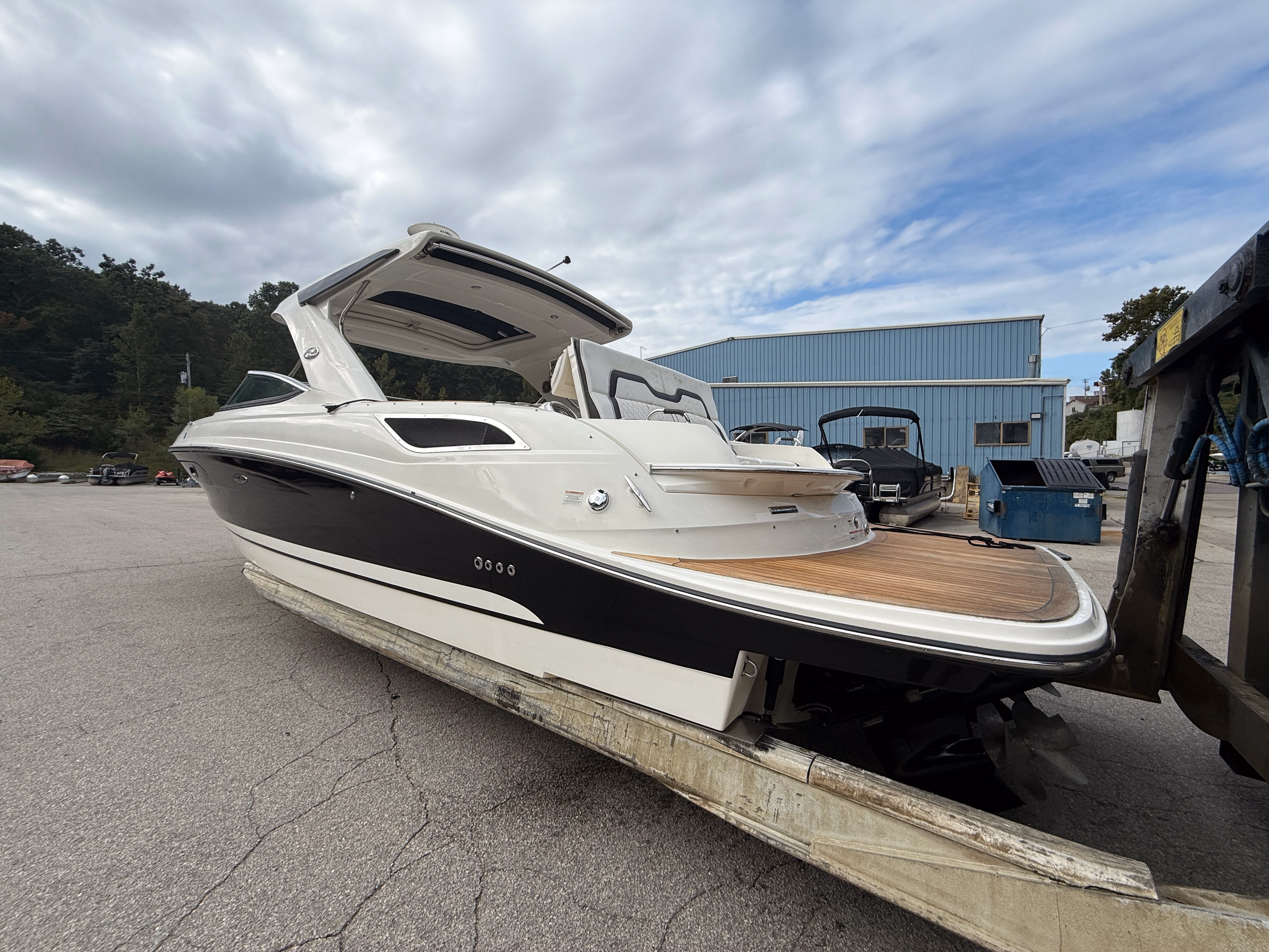 2017 Sea Ray SLX 350 