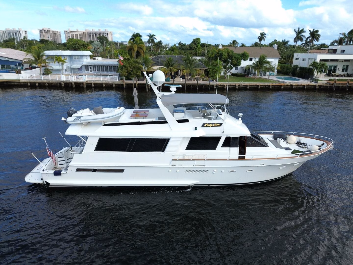 1990 Viking Yacht 72 Cockpit MY