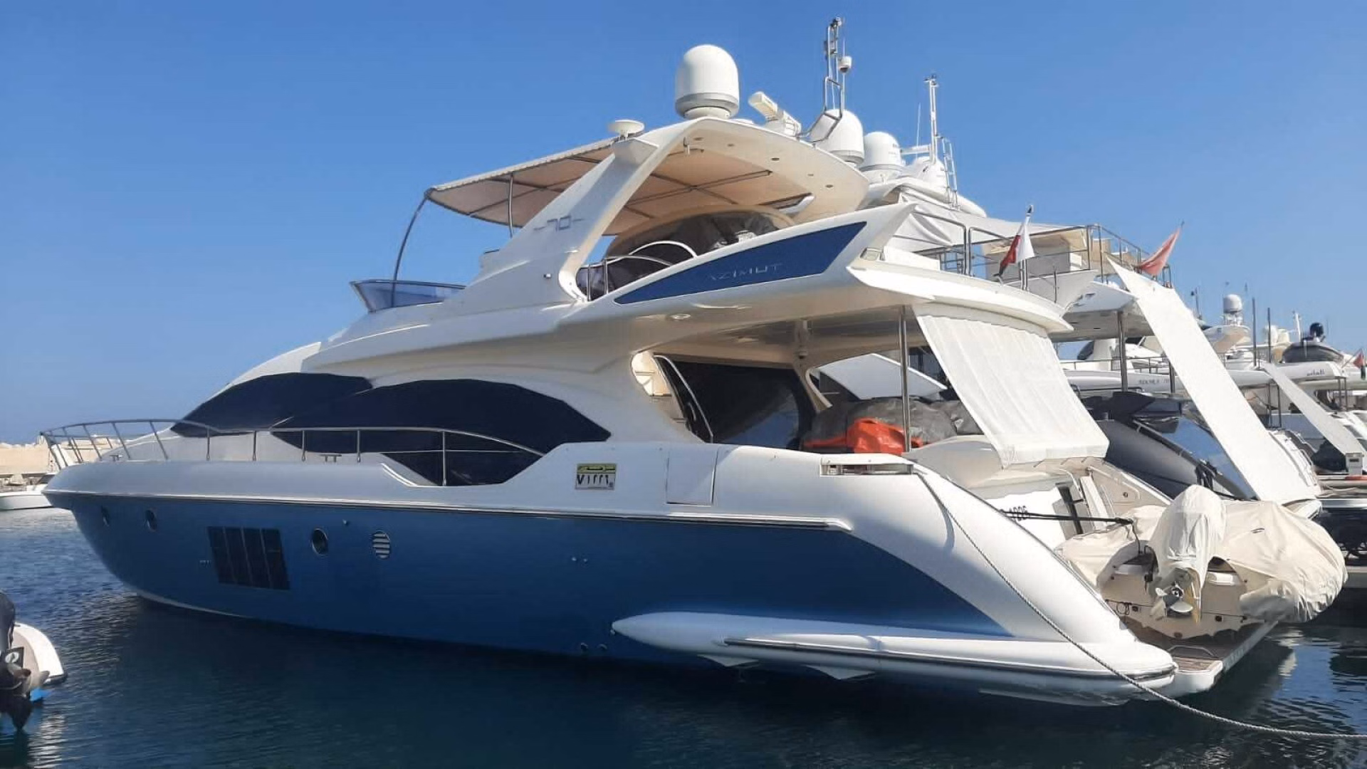 2011 Azimut 70 