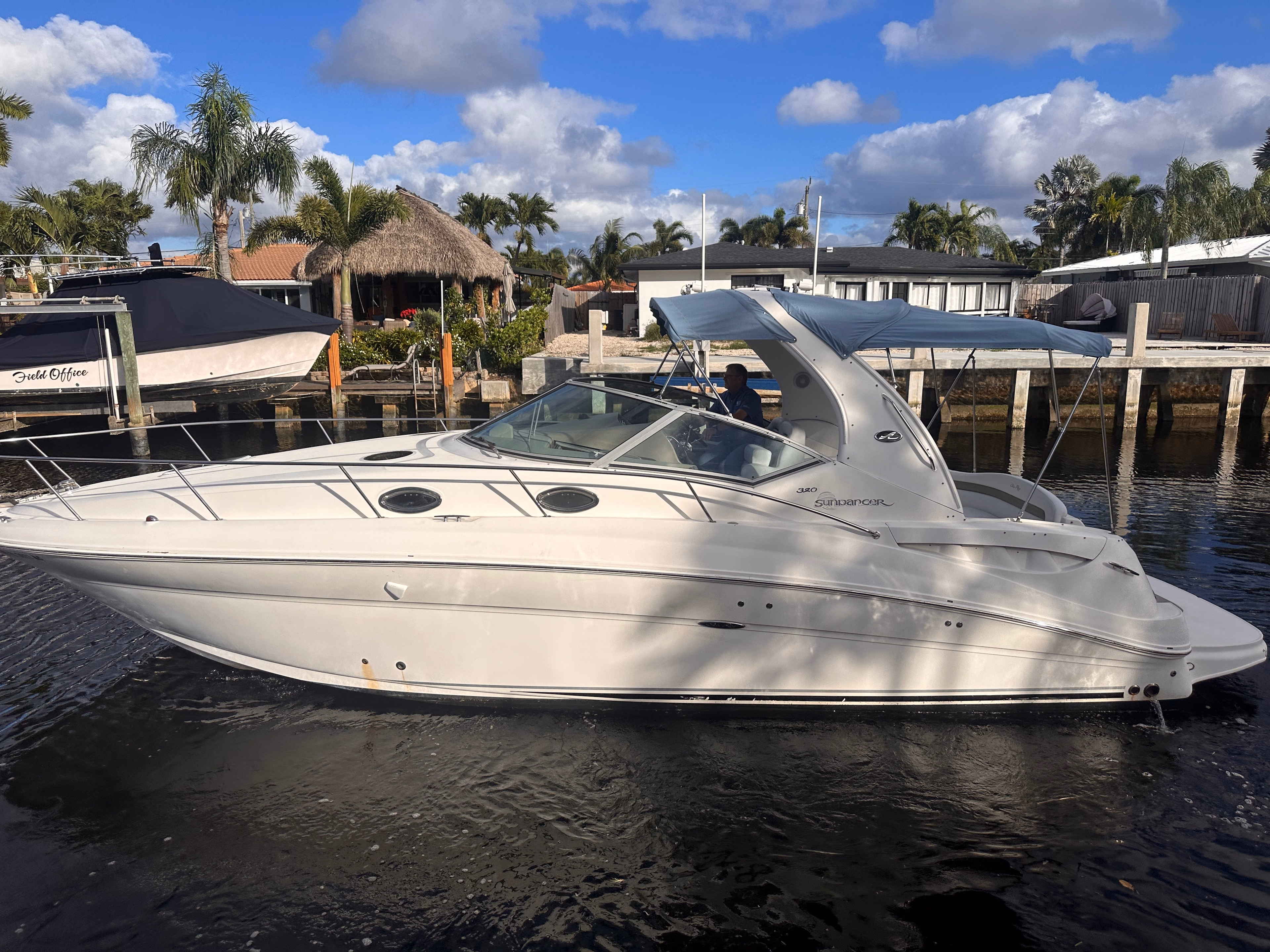 2006 Sea Ray Sundancer 320
