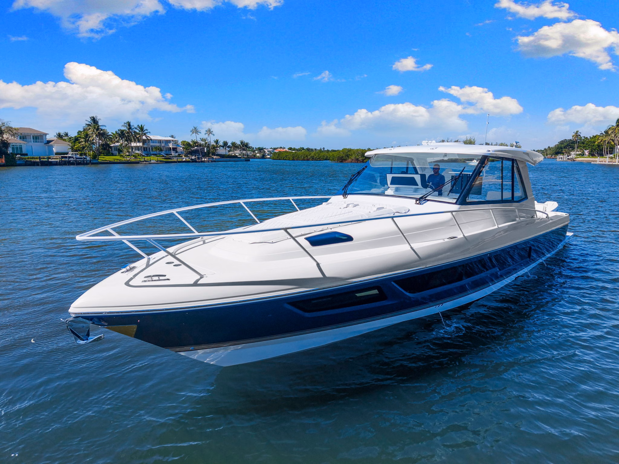 2026 Intrepid Powerboats 50 Evolution