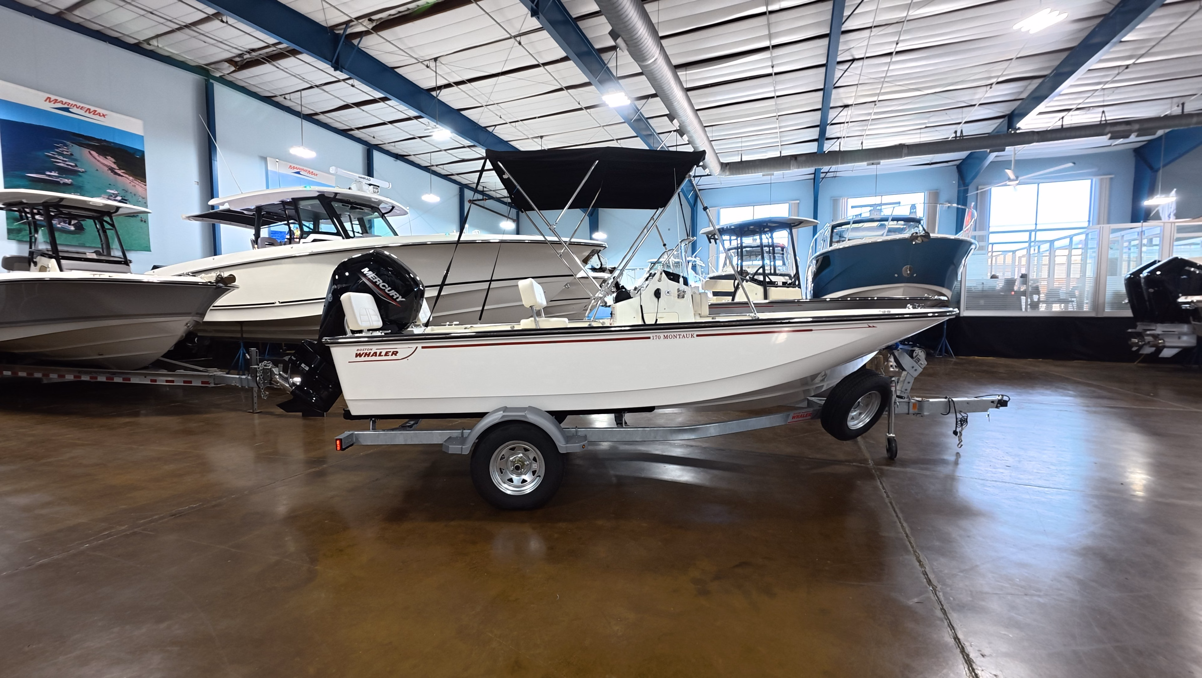 2027 Boston Whaler 170 Montauk 