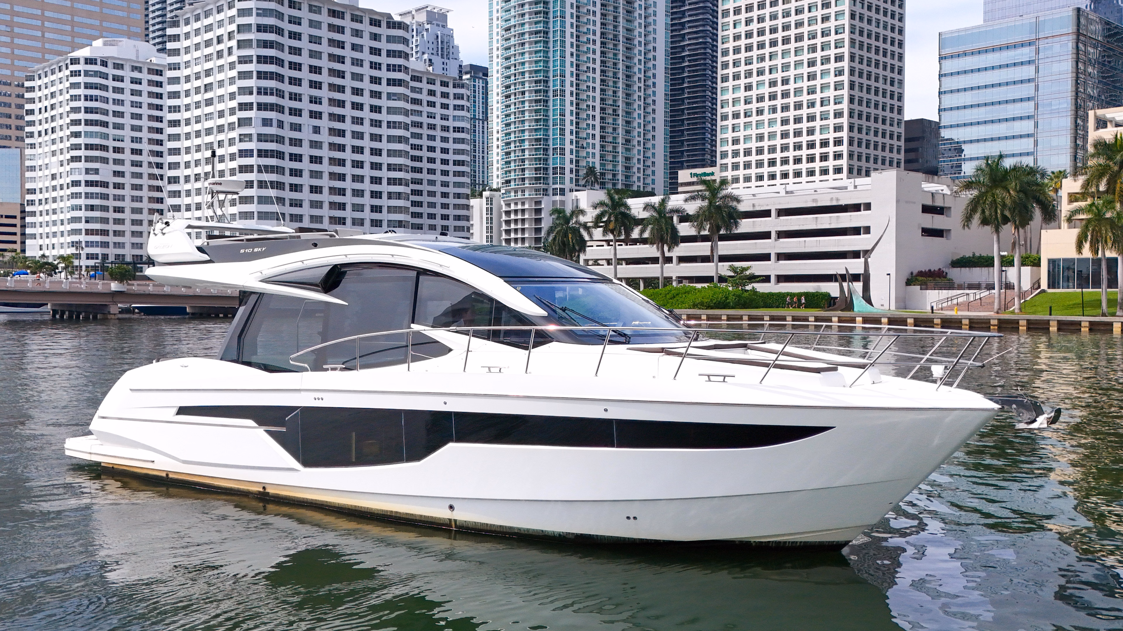 2020 Galeon Yachts 510 Skydeck
