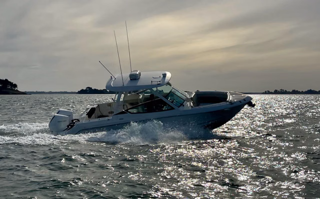 2021 Boston Whaler 280 Vantage