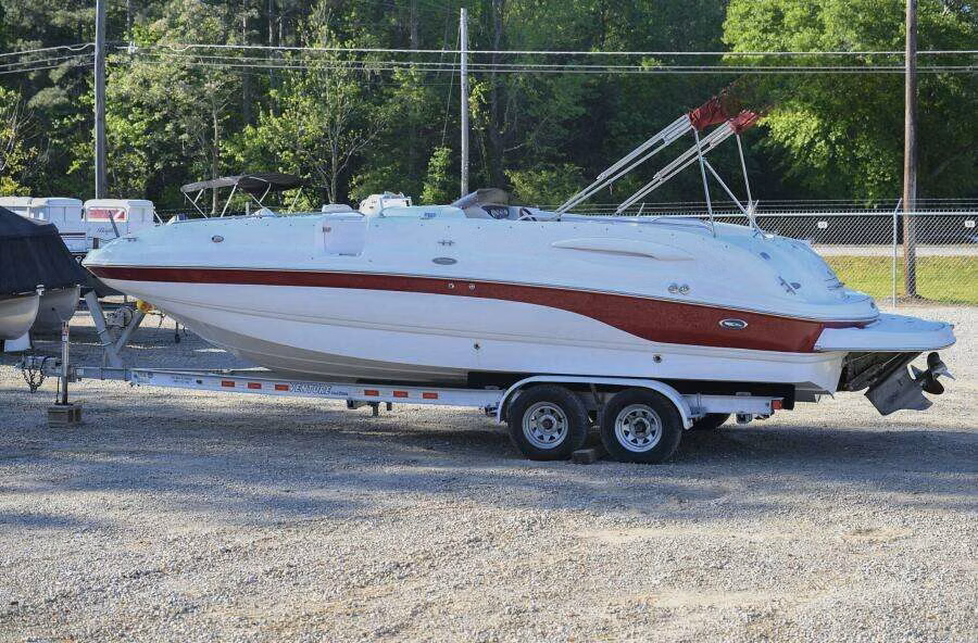 2005 Chaparral Sunseta 252