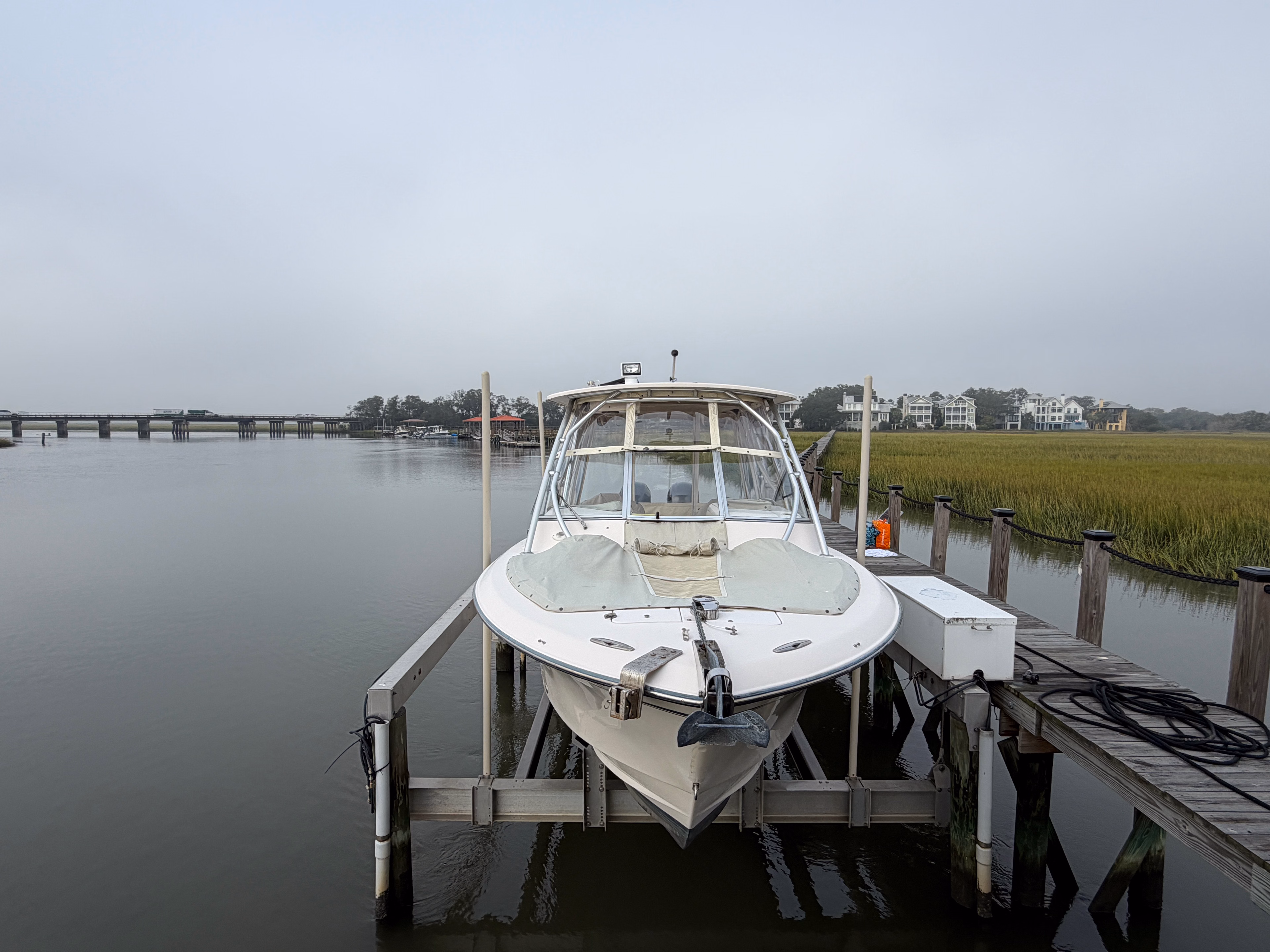 2011 Grady-White Boats Freedom 275