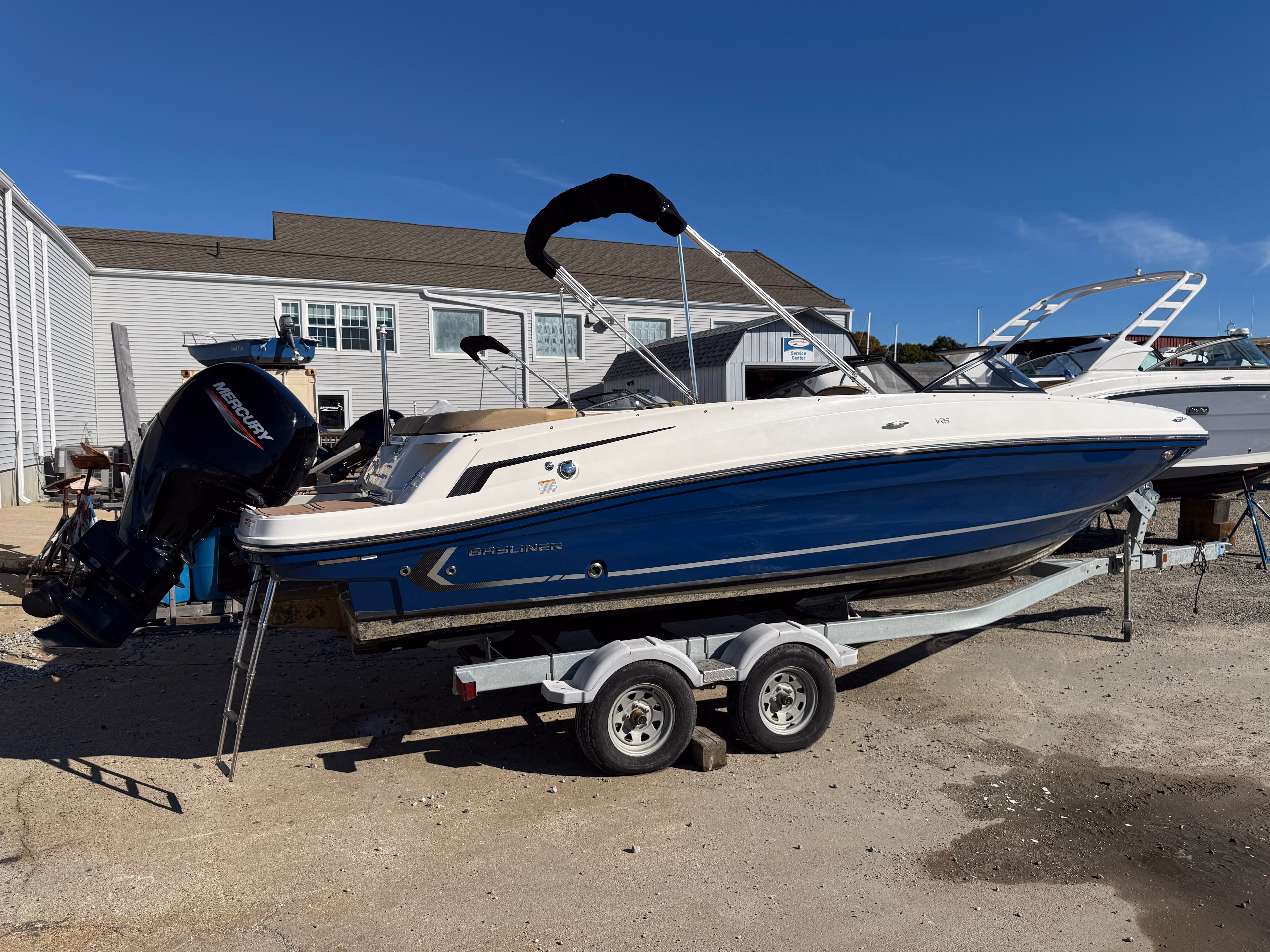 2022 Bayliner VR6 Outboard