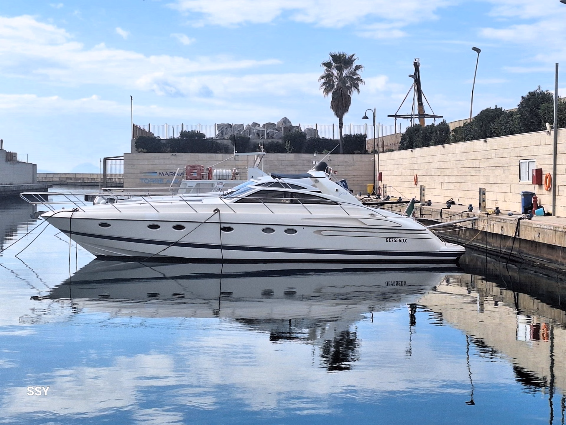 1998 Princess Yachts V55 