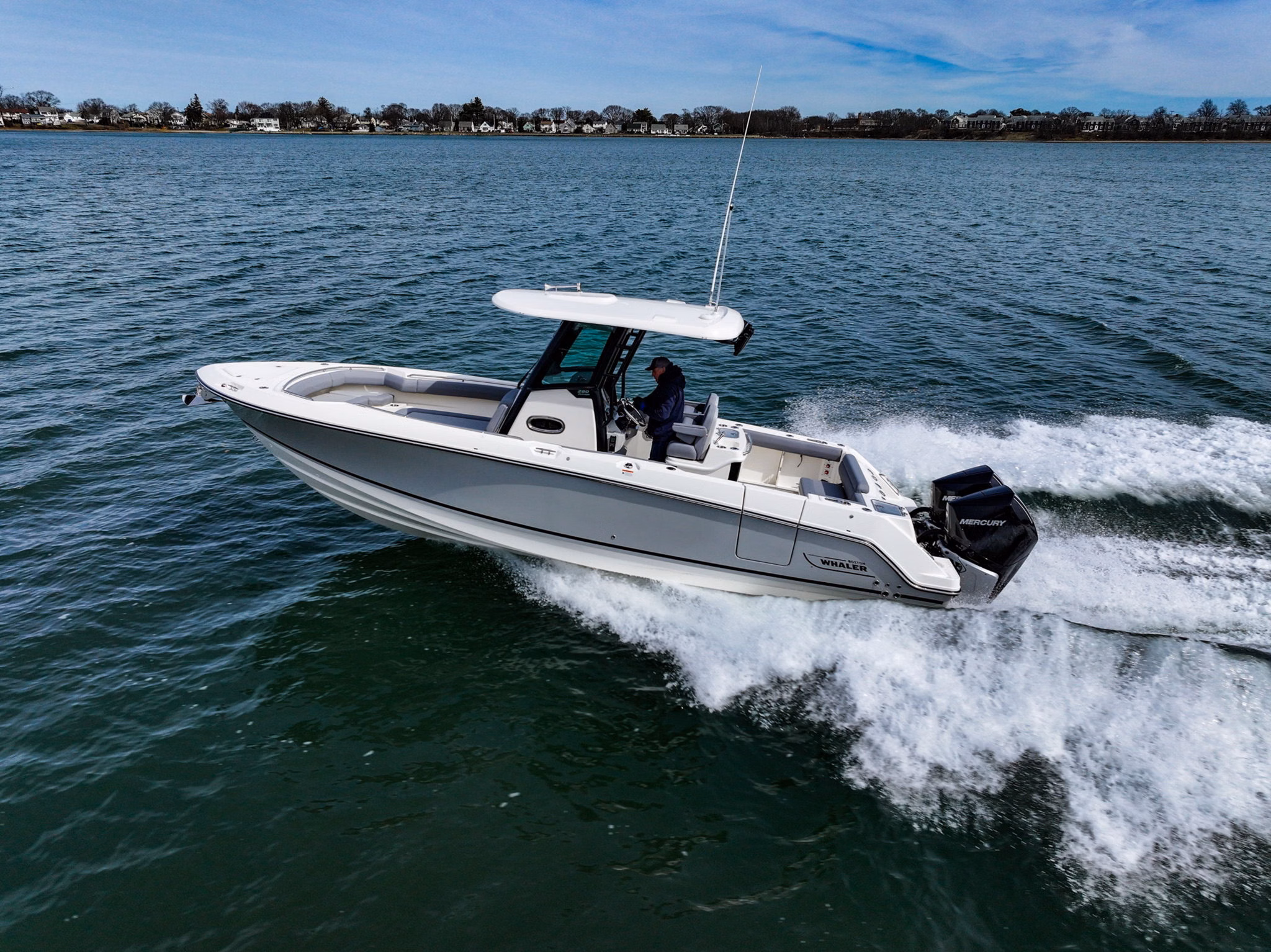 2026 Boston Whaler 280 Outrage