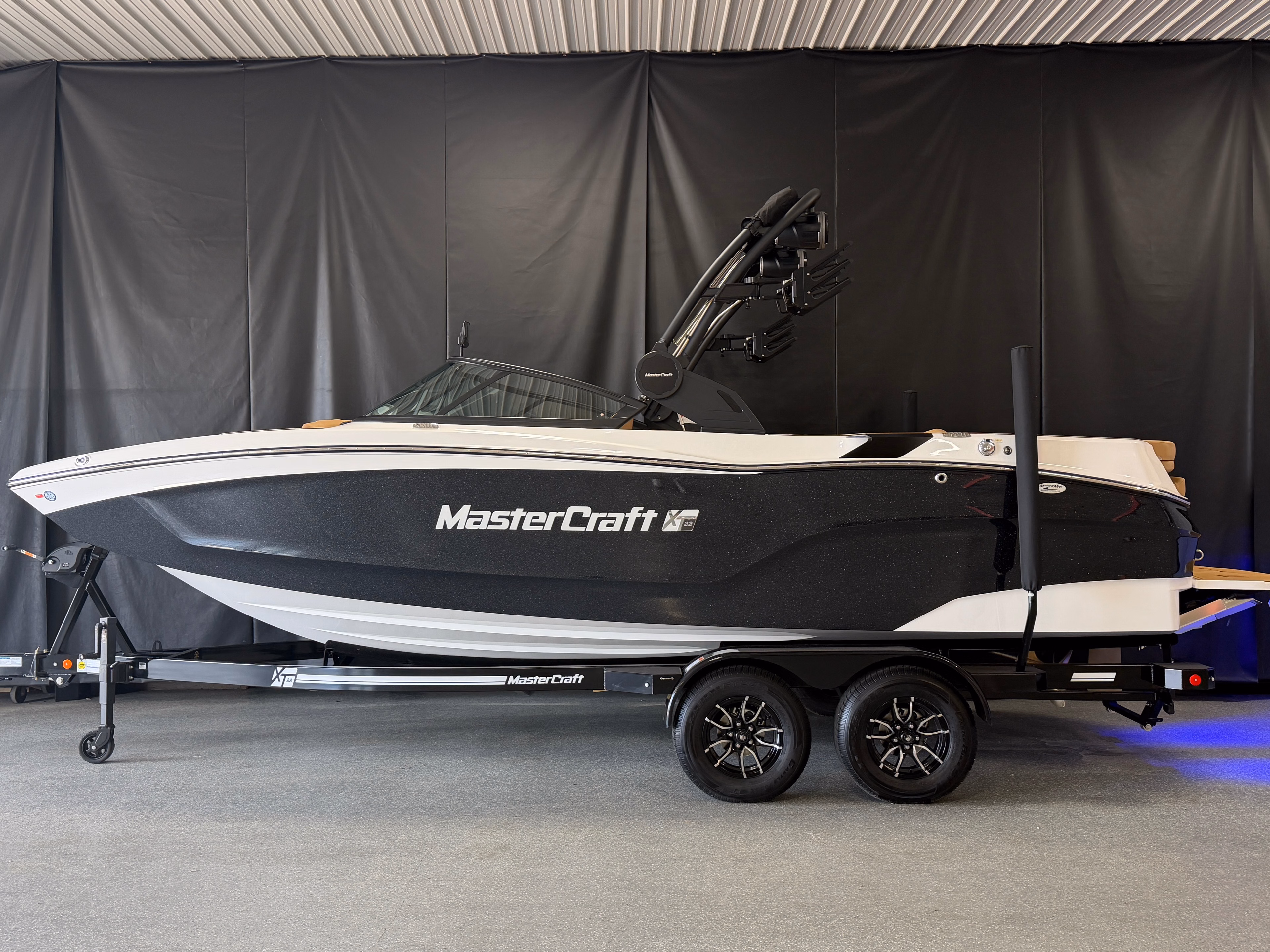 2026 MasterCraft XT22 