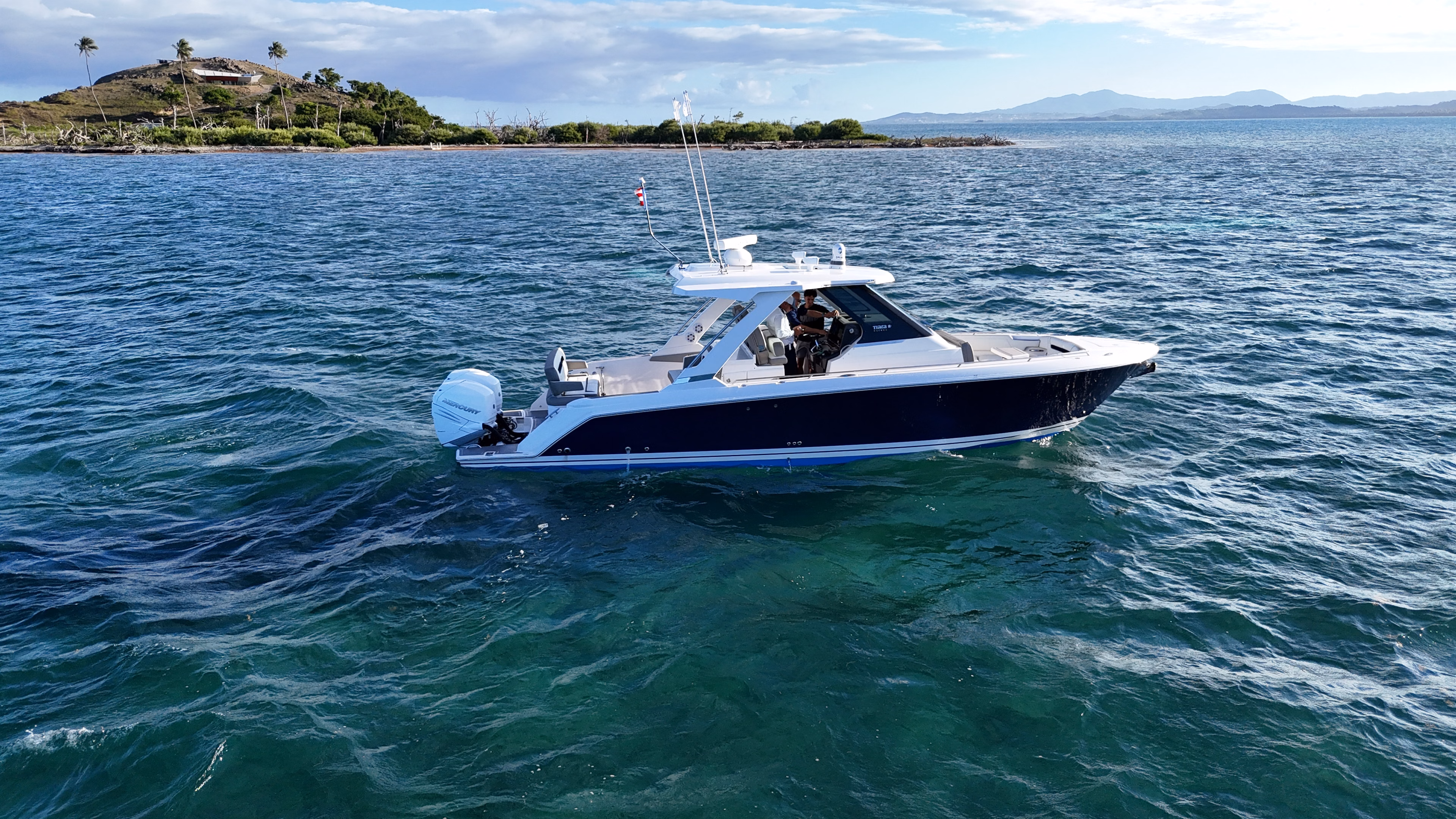 2023 Tiara Yachts 34LS 