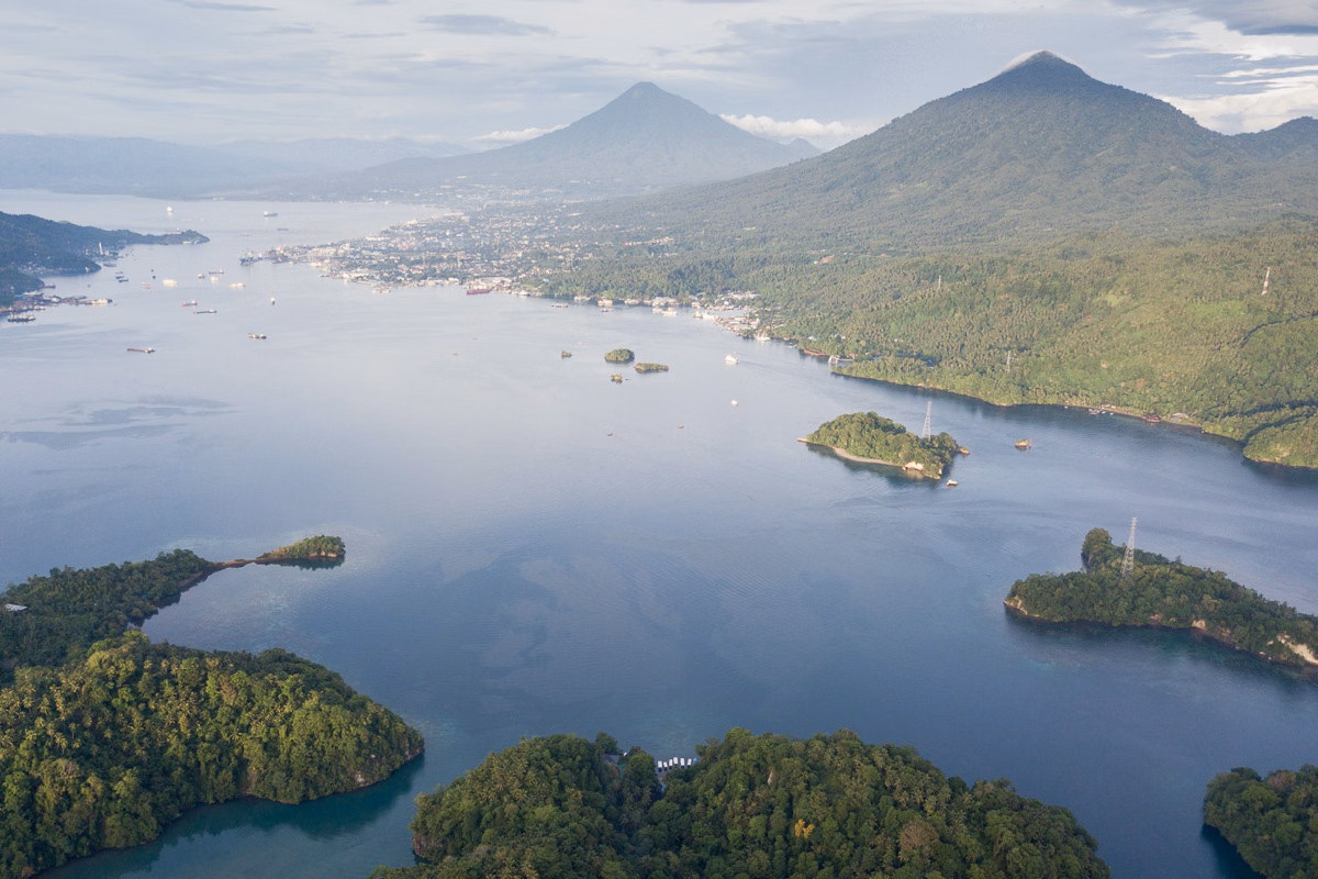 Lembeh Strait