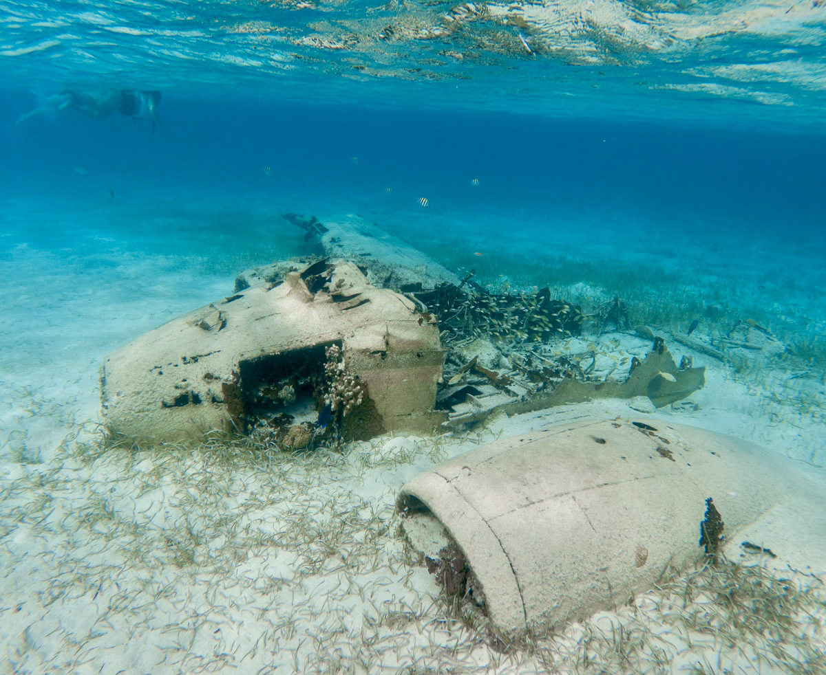 Staniel Cay plane wreck