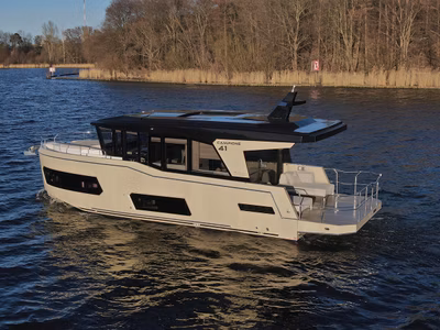 2025 Cobra Yachts Campione 41 Coupe