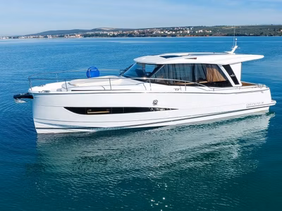 2023 Greenline Yachts 39