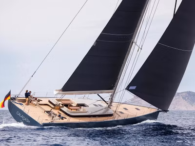 2027 Y Yachts Y8