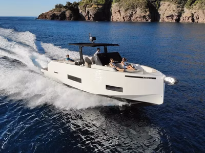 2024 De Antonio Yachts D42 Open