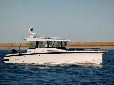 2025 Axopar 29 XC Cross Cabin 