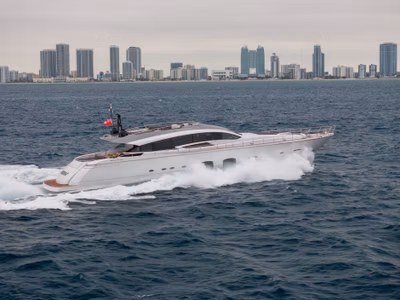 2018 Pershing 108