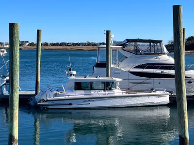 2023 Axopar 28 Cabin