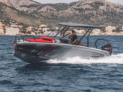 2023 Brabus Marine Shadow 300 Cross Top