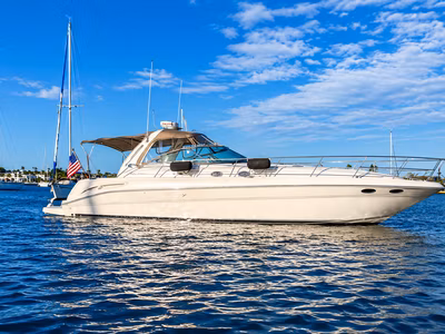 2003 Sea Ray 410 Express Cruiser 