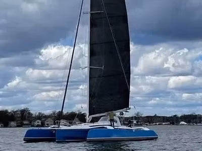 2021 Dragonfly Trimarans 32 Evolution