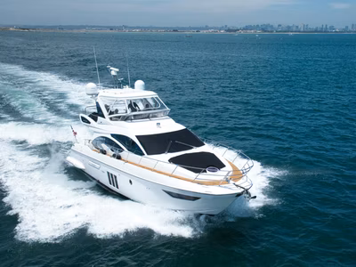 2015 Azimut 54